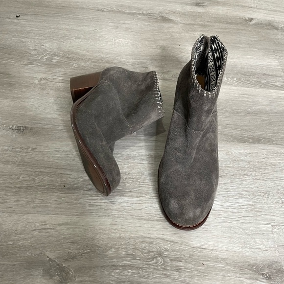 Toms Gray Suede Whipstitch Booties 8 - Picture 2 of 11